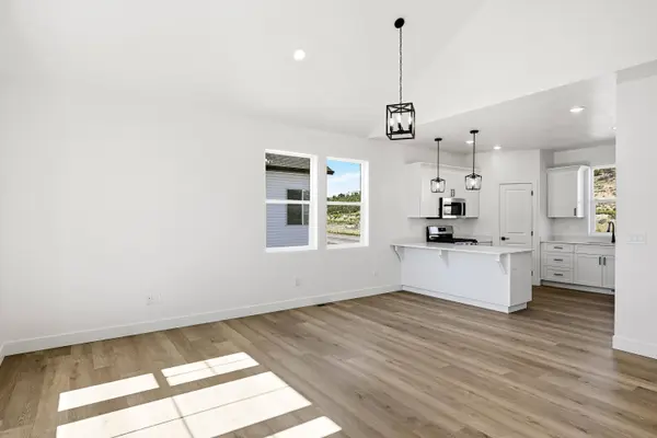 694 S Liberty Cove DR, Cedar City, UT 84720