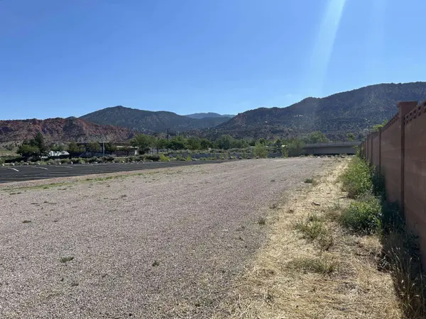 240 N 100 E, Cedar City, UT 84721