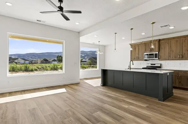 4992 N 75 E, Enoch, UT 84721