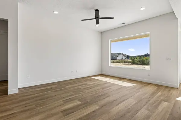 4992 N 75 E, Enoch, UT 84721
