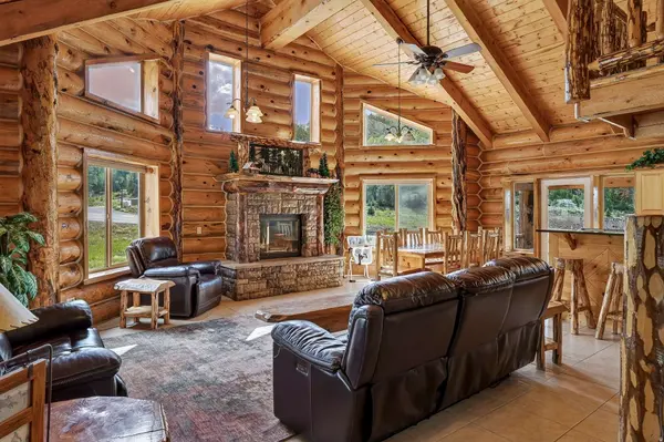 1074 S BRISTLECONE LN, Brian Head, UT 84719