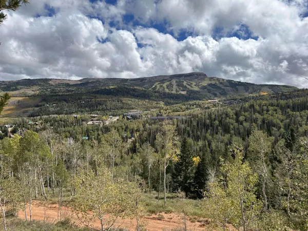 524 W Ski View DR, Brian Head, UT 84719