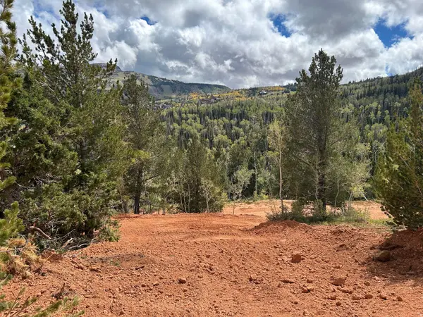 524 W SKI VIEW DR, Brian Head, UT 84719