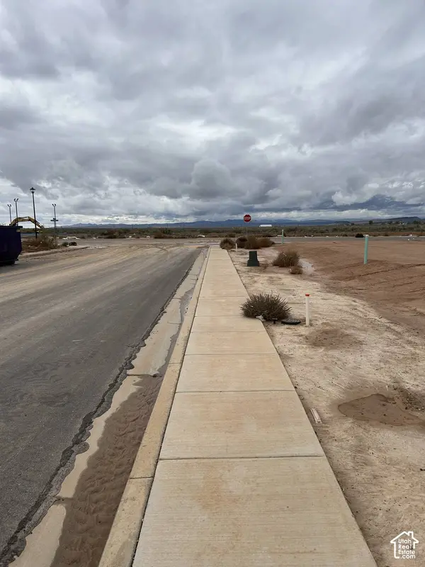 5160 N 75 E #215, Enoch, UT 84721