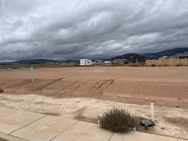 5160 N 75 E 215, Enoch, UT 84721