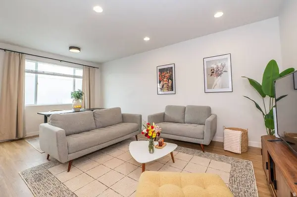 6908 S MT MEEK DR W #202, West Jordan, UT 84081