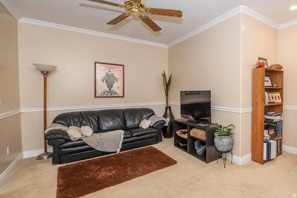 113 N HILLSBOROUGH DR, Pleasant View, UT 84414