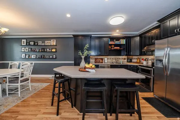 113 N HILLSBOROUGH DR, Pleasant View, UT 84414