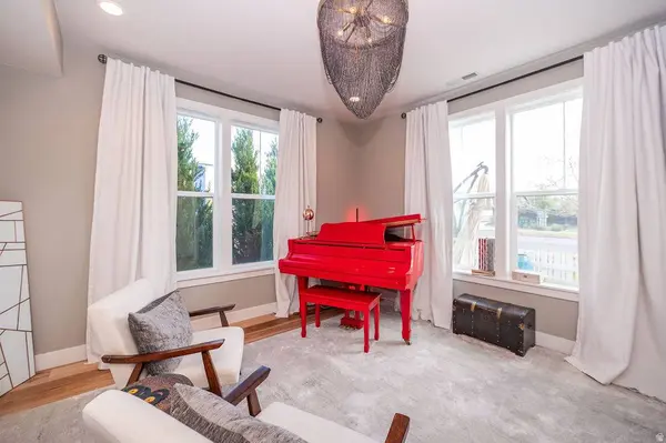 1007 W PAINTED HORSE LN, Bluffdale, UT 84065