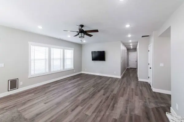 725 E 2450 N, North Logan, UT 84341