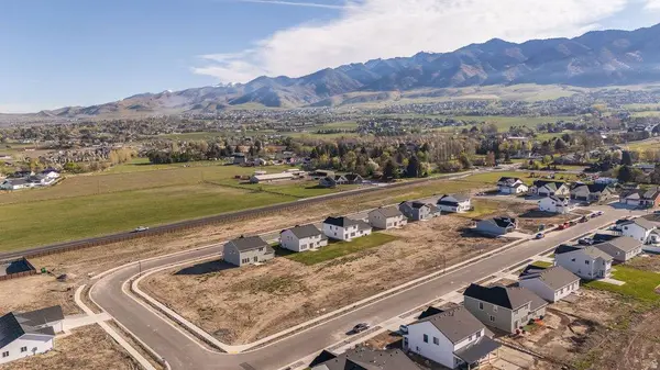 629 E 2450 N #44, North Logan, UT 84341