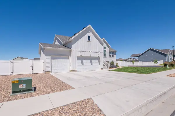 3561 S GREEN FARM WAY, West Haven, UT 84401