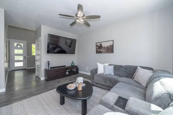 1754 W PARKVIEW DR, Syracuse, UT 84075