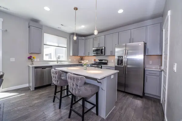 1754 W PARKVIEW DR, Syracuse, UT 84075