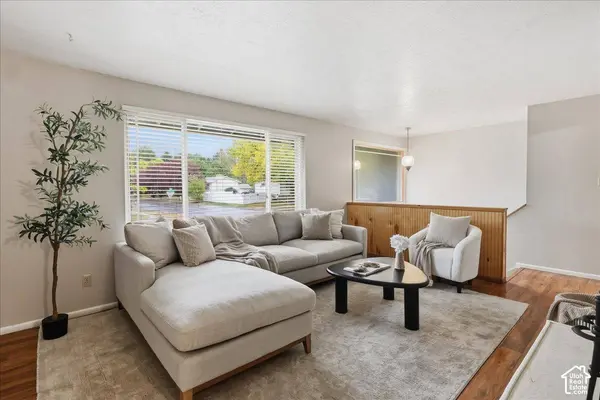 1759 N 450 E, North Ogden, UT 84414
