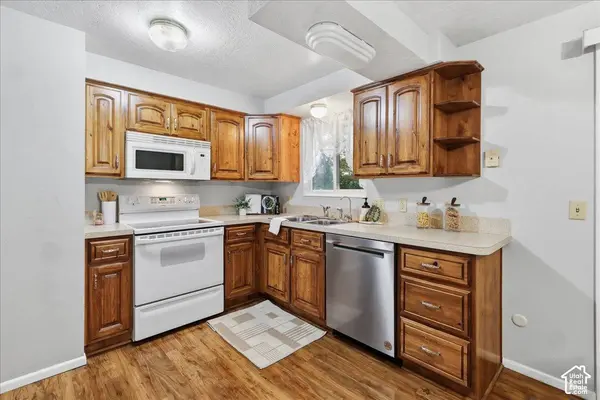 1759 N 450 E, North Ogden, UT 84414