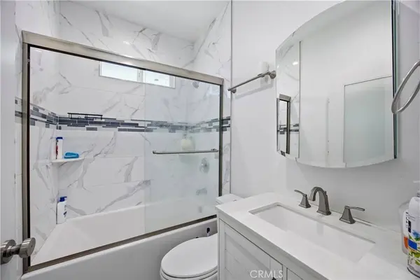 151 E 69th, Los Angeles, CA 90003