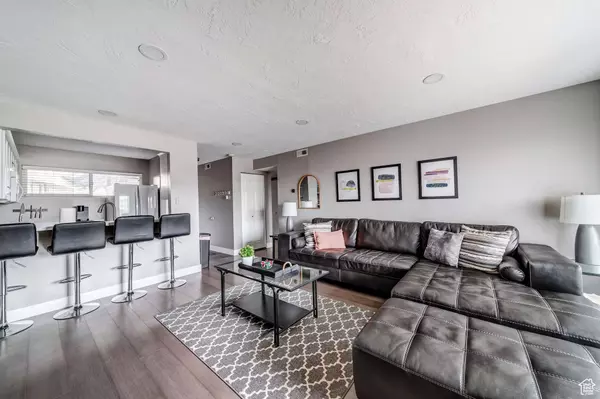 7327 S SPRINGCREST CT E #10, Midvale, UT 84047