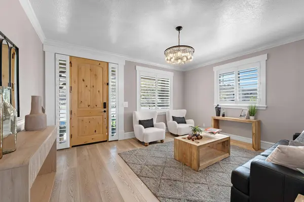 10207 N BAYHILL DR, Cedar Hills, UT 84062