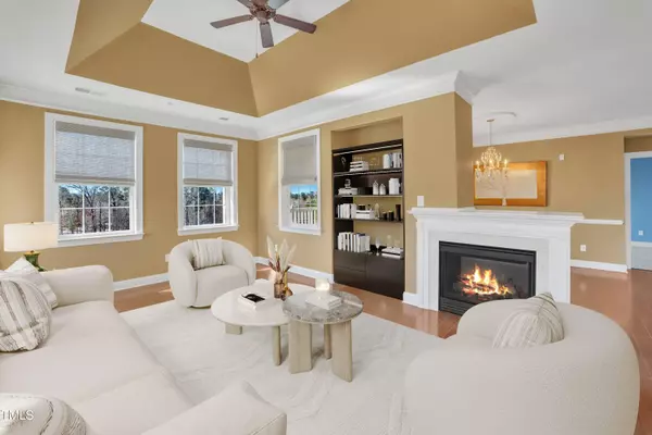 10421 Rosegate Ct #303, Raleigh, NC 27617