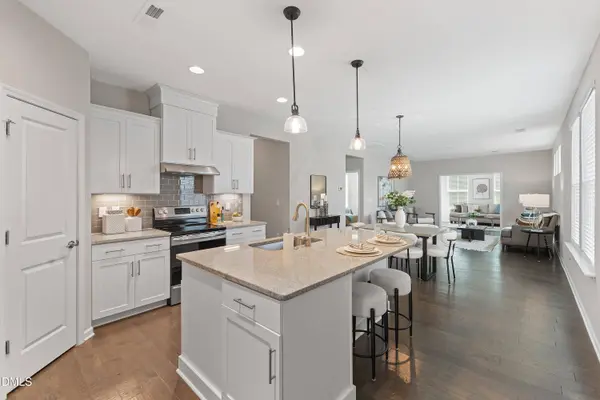 1006 Sounding LN, Durham, NC 27703