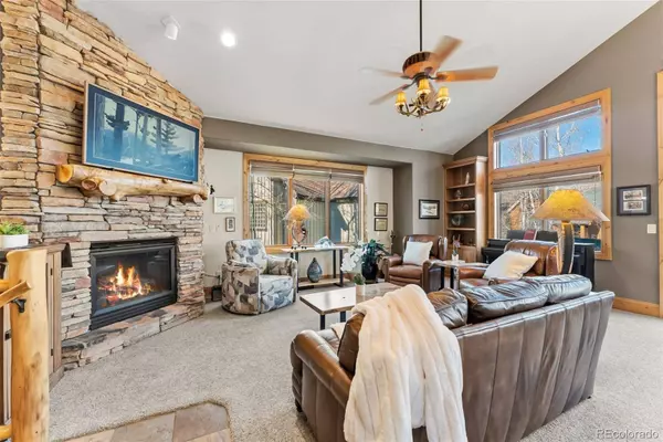 435 Kestrel LN, Silverthorne, CO 80498