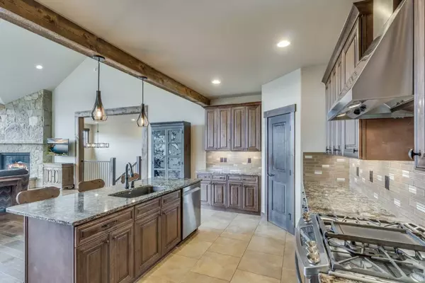 229 Stonefly DR, Silverthorne, CO 80498