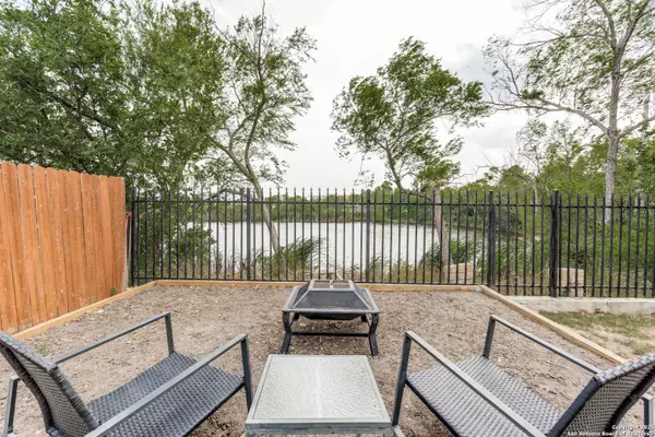 8602 Key South, Converse, TX 78109