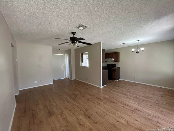 5223 Galacino St, San Antonio, TX 78247