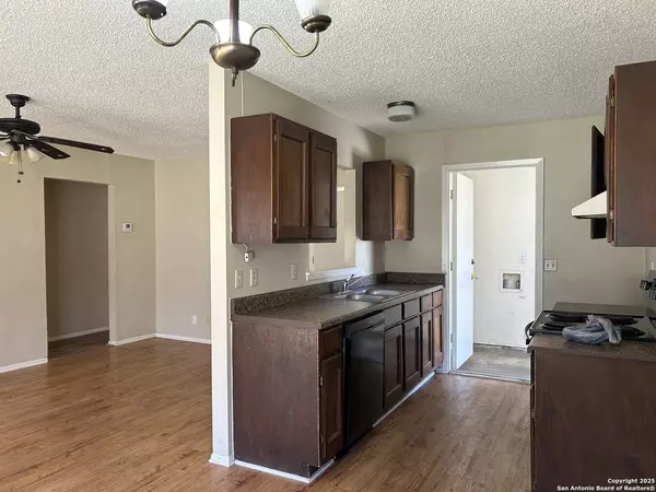 5223 Galacino St, San Antonio, TX 78247