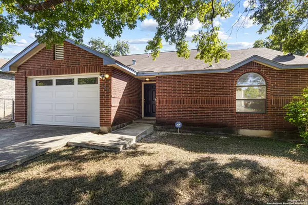 642 Freiling, San Antonio, TX 78213