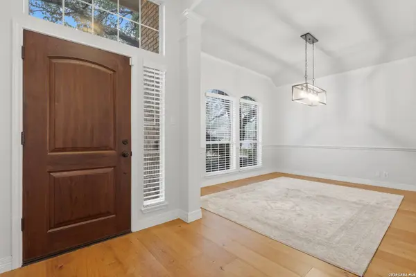 24934 Crescent Trce, San Antonio, TX 78258-2756