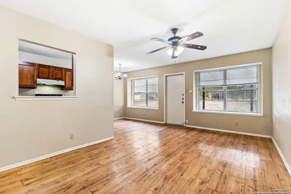 5223 Galacino St, San Antonio, TX 78247