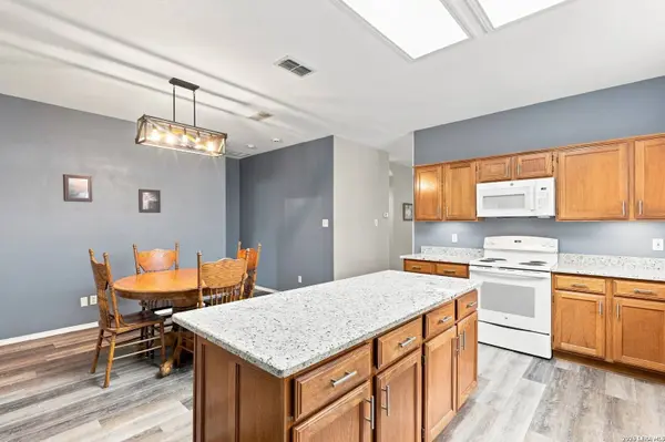 15235 Spring Cor, San Antonio, TX 78247