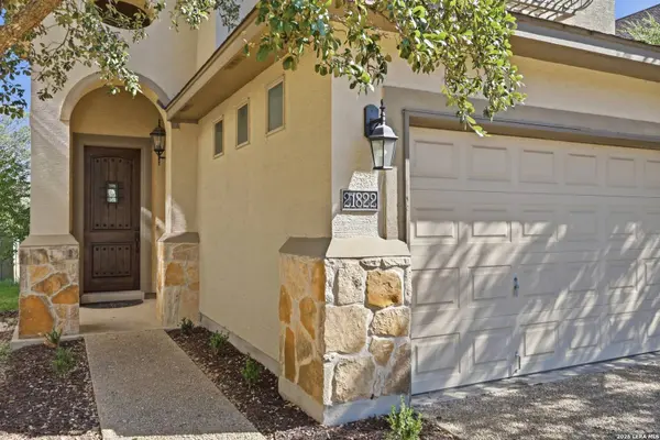 21822 ANDREWS GDN, San Antonio, TX 78258