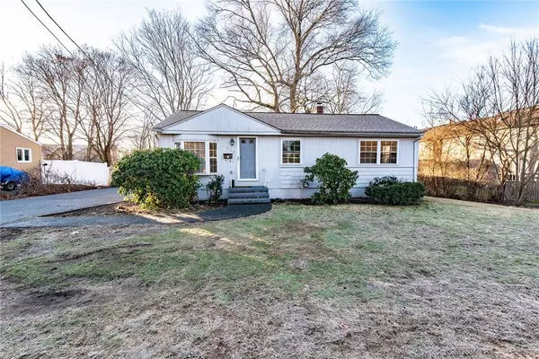 236 Mayfield AVE, Cranston, RI 02920