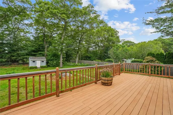 116 Clearview DR, North Kingstown, RI 02852