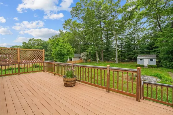 116 Clearview DR, North Kingstown, RI 02852