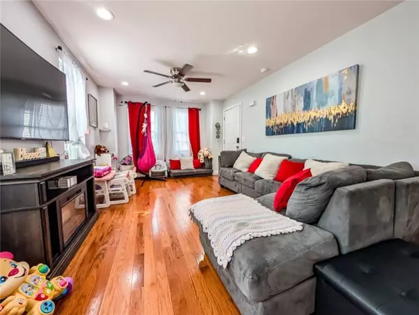 61 Marietta ST, Providence, RI 02904