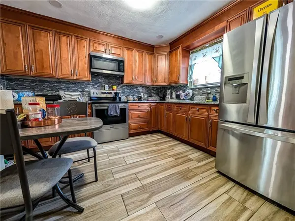 58 Richard ST, Cranston, RI 02910