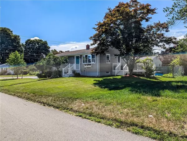 24 Cedar ST, Johnston, RI 02919