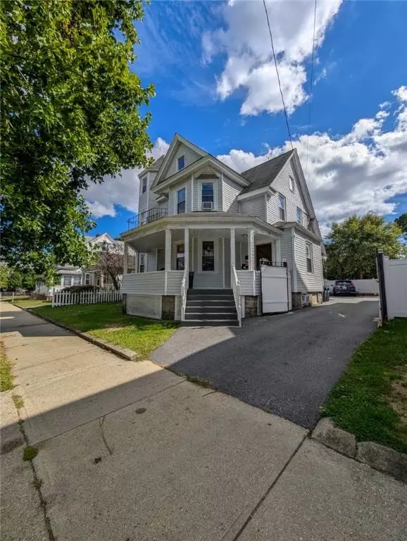 228 Washington AVE, Providence, RI 02905