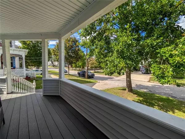 228 Washington AVE, Providence, RI 02905