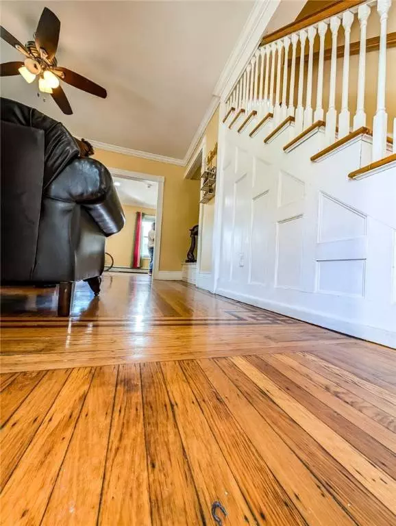 228 Washington AVE, Providence, RI 02905