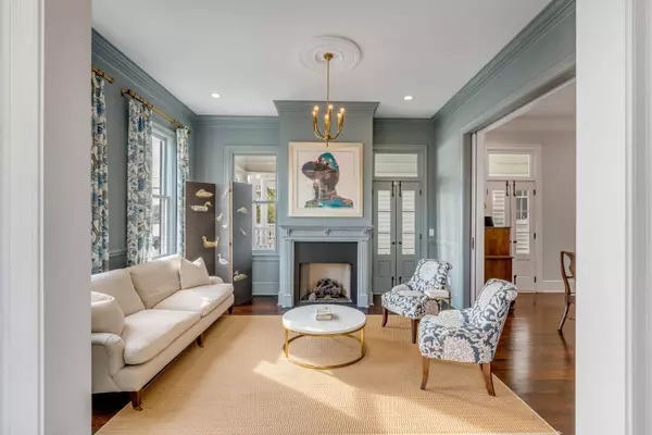 49 Ashley Ave, Charleston, SC 29401