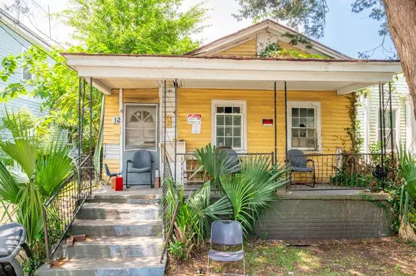 12 Poinsett St, Charleston, SC 29403