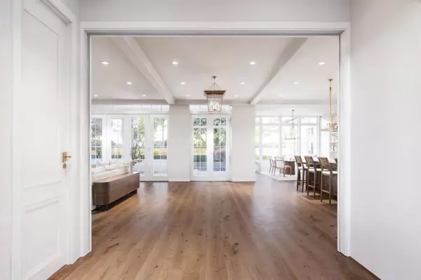 952 Mccants Dr, Mount Pleasant, SC 29464