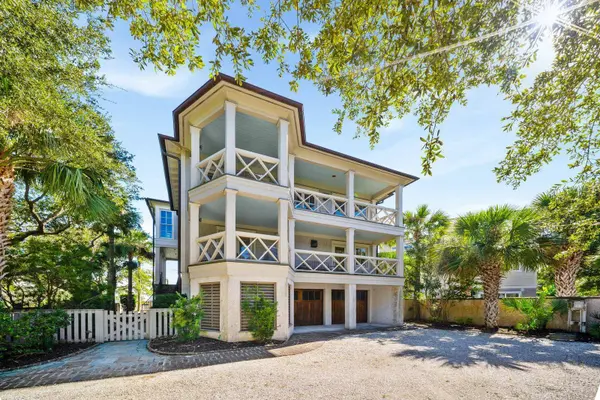 3 7th Ave, Isle Of Palms, SC 29451