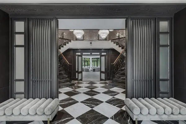 Color Chart: The Joys of a Black-and-White Home