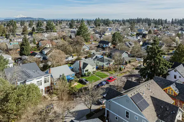 Moving to Alameda, Portland: What to Know,Suzanne Clark Cambray
